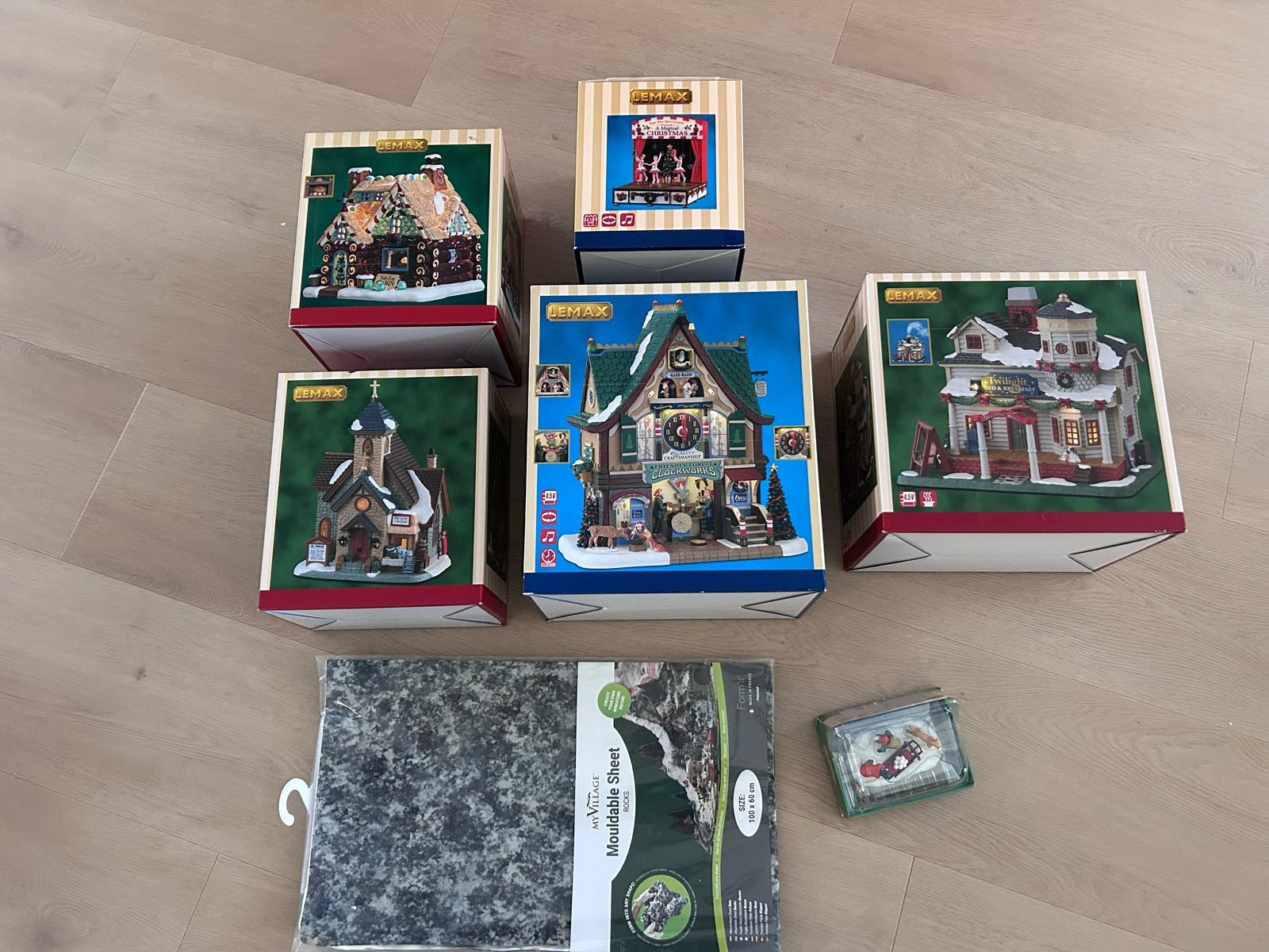 Prachtige set LEMAX kerst huisjes, Ophalen, Nieuw