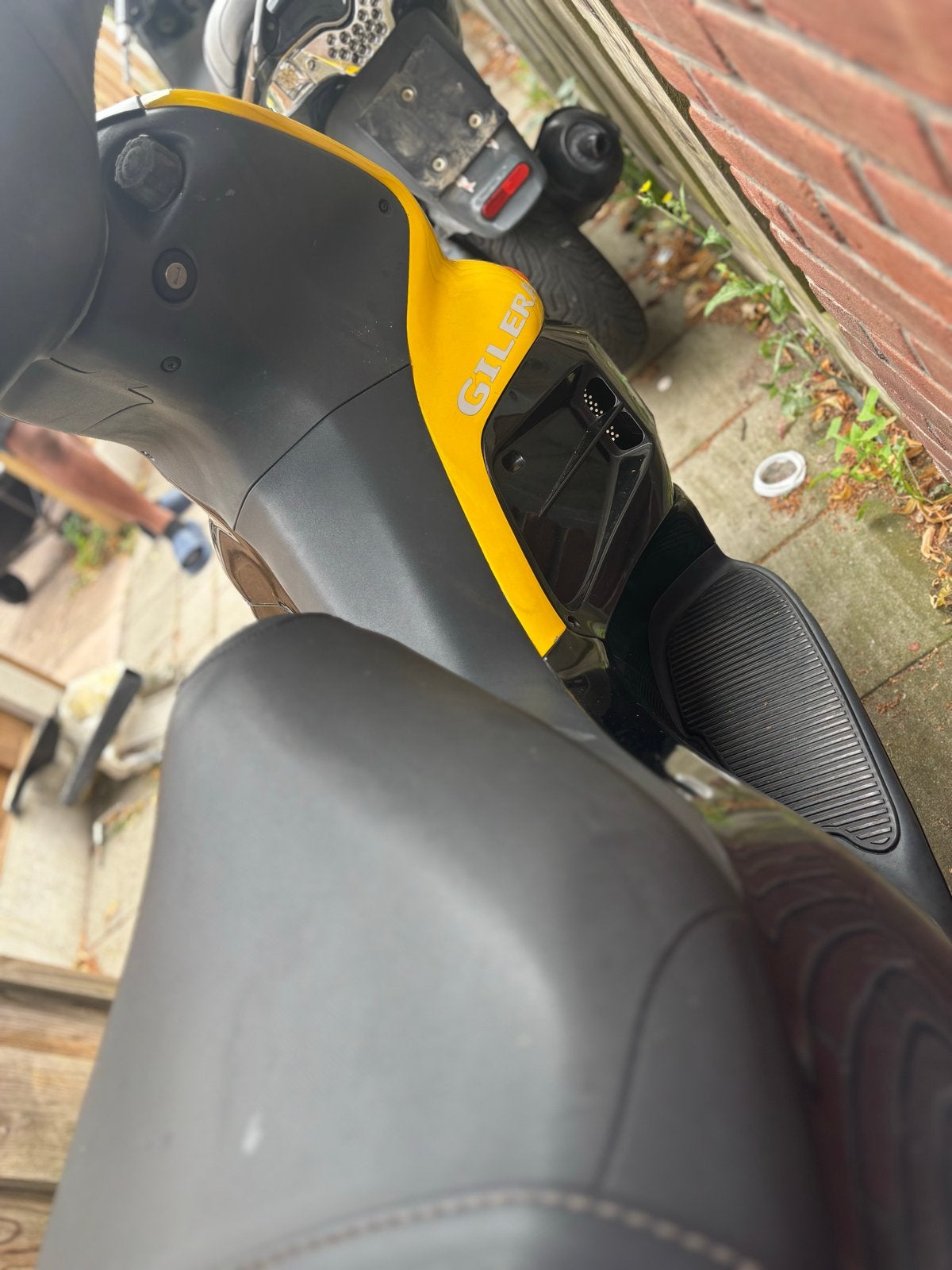 Gilera Runner FX/FXR Scooter - Zwart/Geel, Ophalen, Gebruikt, Benzine, Gilera
