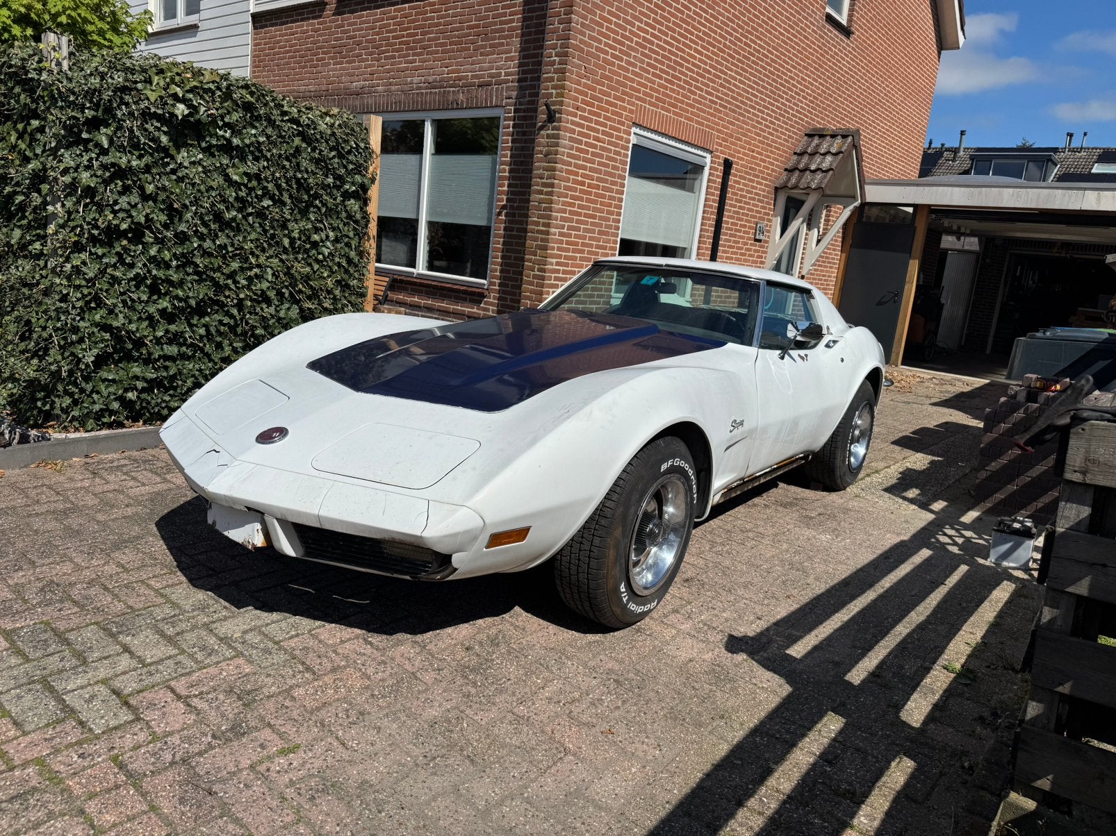 Chevrolet Corvette C3 – 1973 – 5.7 V8 – restauratieproject, Automaat, Achterwielaandrijving, Wit, Leder