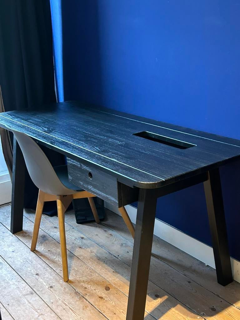 Woood bureau Sammie zwart, Huis en Inrichting, Bureaus, Ophalen, Zo goed als nieuw