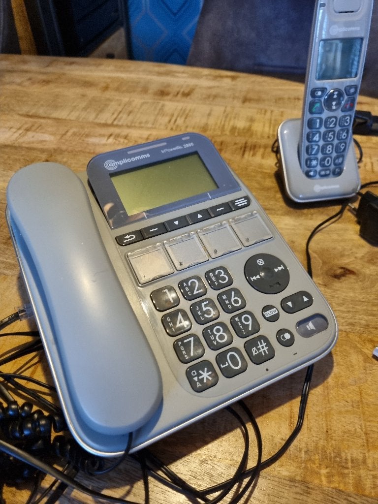 Huistelefoon voor slechthorende, Telecommunicatie, Ophalen, Gebruikt