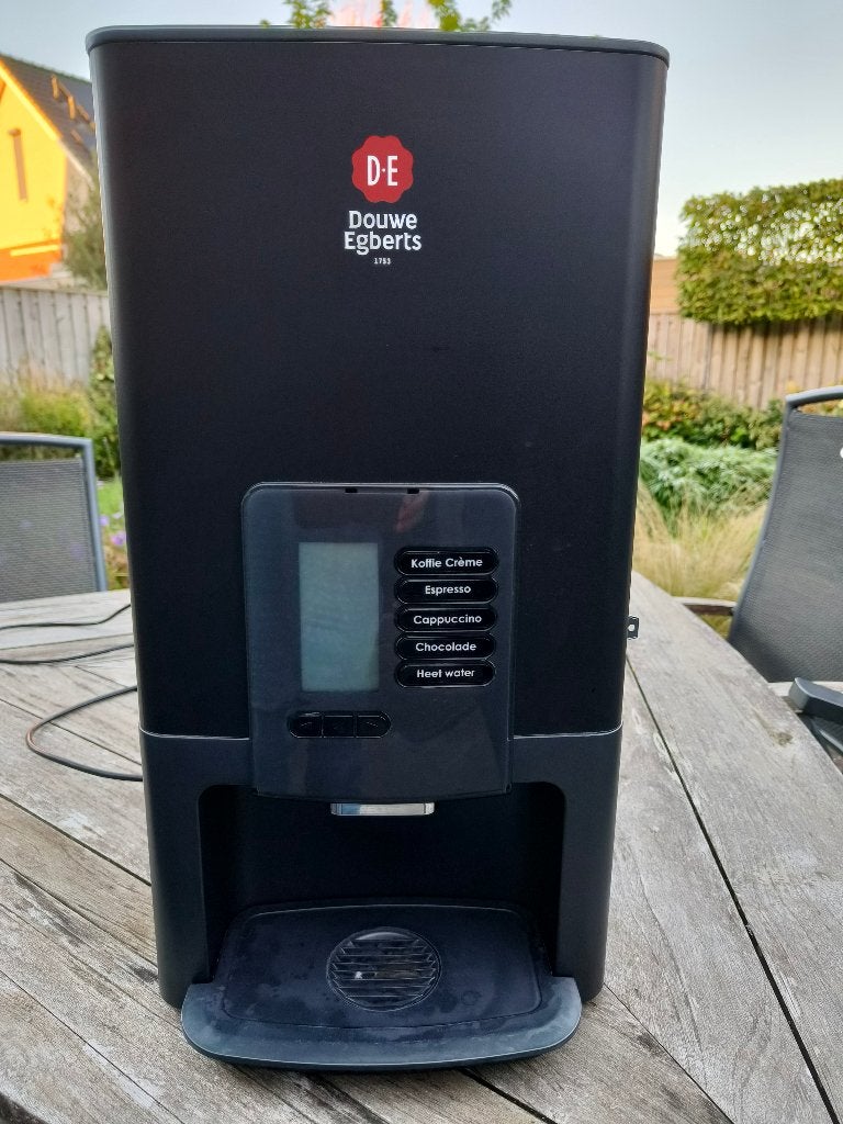 Koffieautomaat van Douwe Egberts, Ophalen, Gebruikt, Overige typen, 10 kopjes of meer