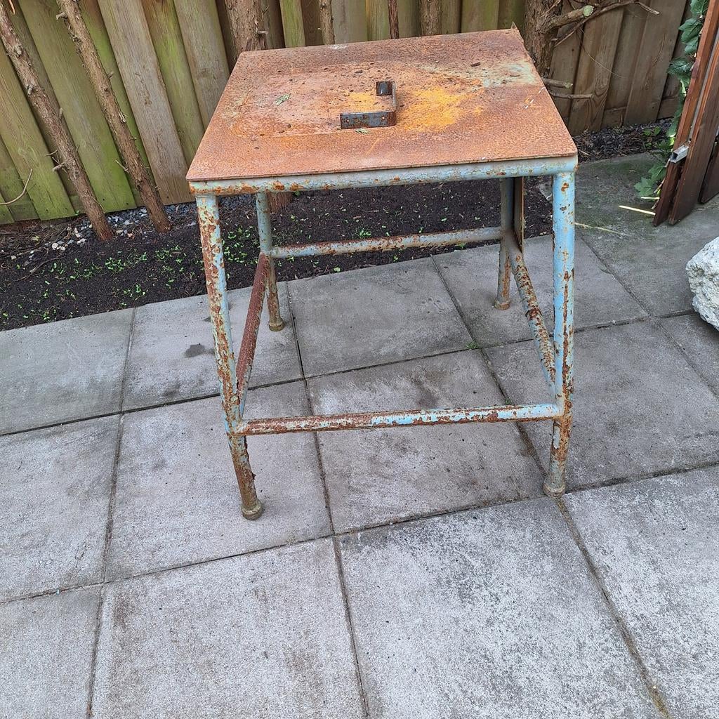 mooie zware lastafel te koop., Doe-het-zelf en Verbouw, Werkbanken, Ophalen