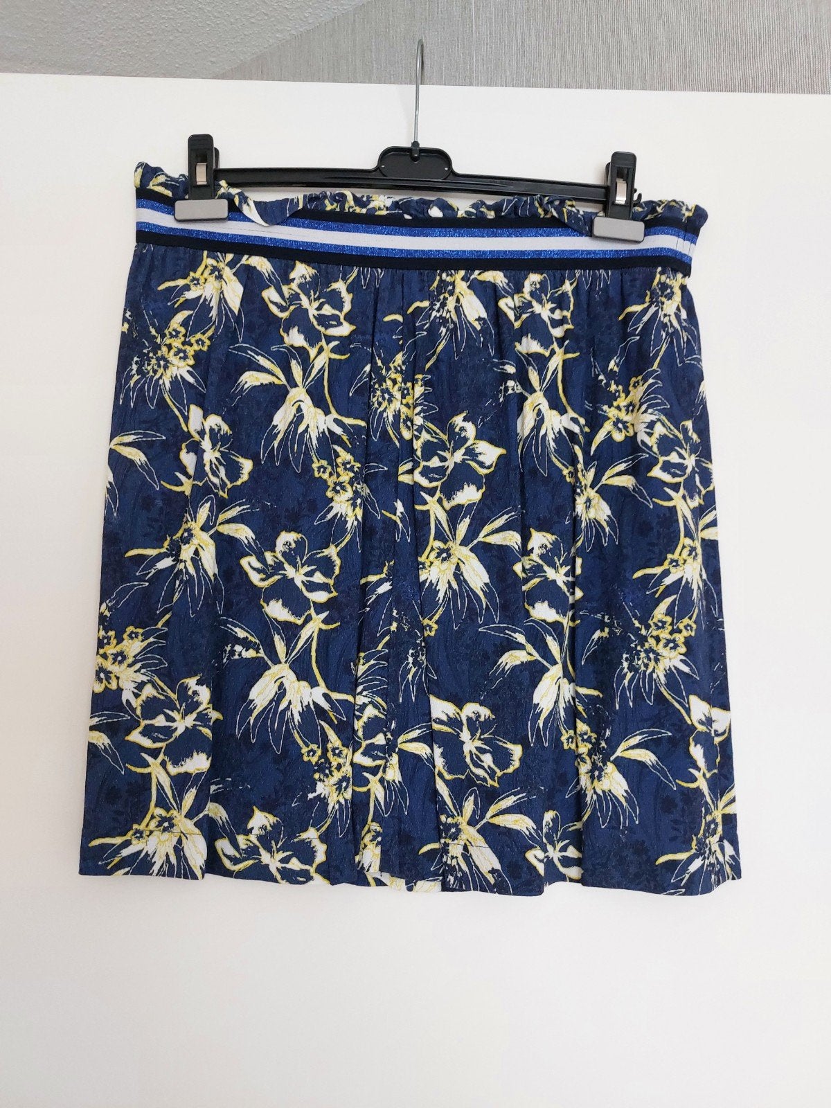 PRACHTIG VLOT ZOMERROKJE MAAT 44, Kleding | Dames, Rokken, Ophalen of Verzenden, Zo goed als nieuw, Maat 42/44 (L), Onder de knie