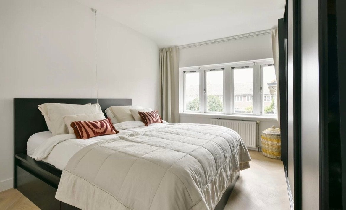 Ikea Malm bed 180x200 zwart met 4 lades, Zwart, Tweepersoons, Ophalen of Verzenden, Zo goed als nieuw