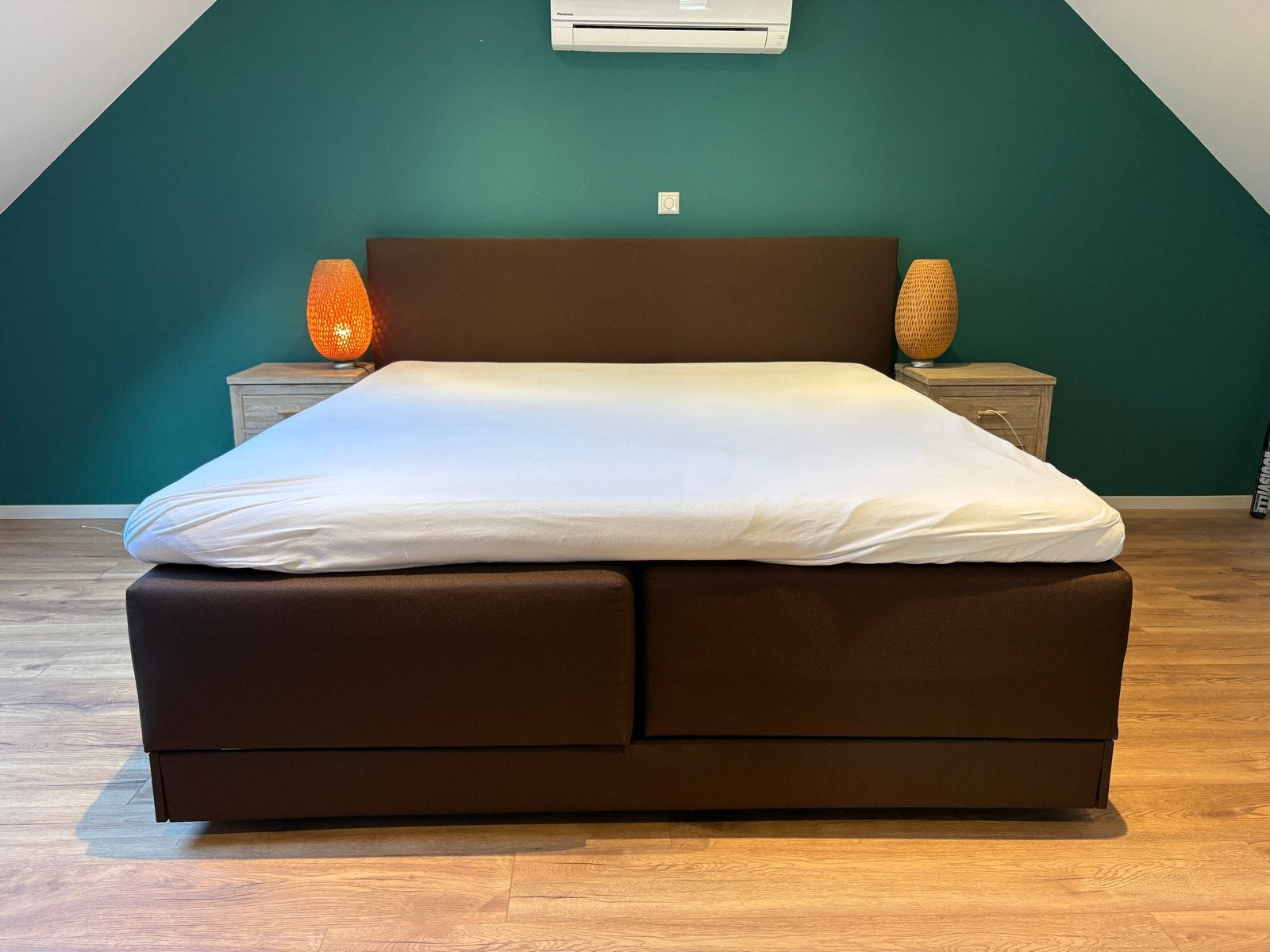 Elektrische Tempur Boxspring incl. Cloudpillo topper, Ophalen, Bruin, 210 cm, Tweepersoons