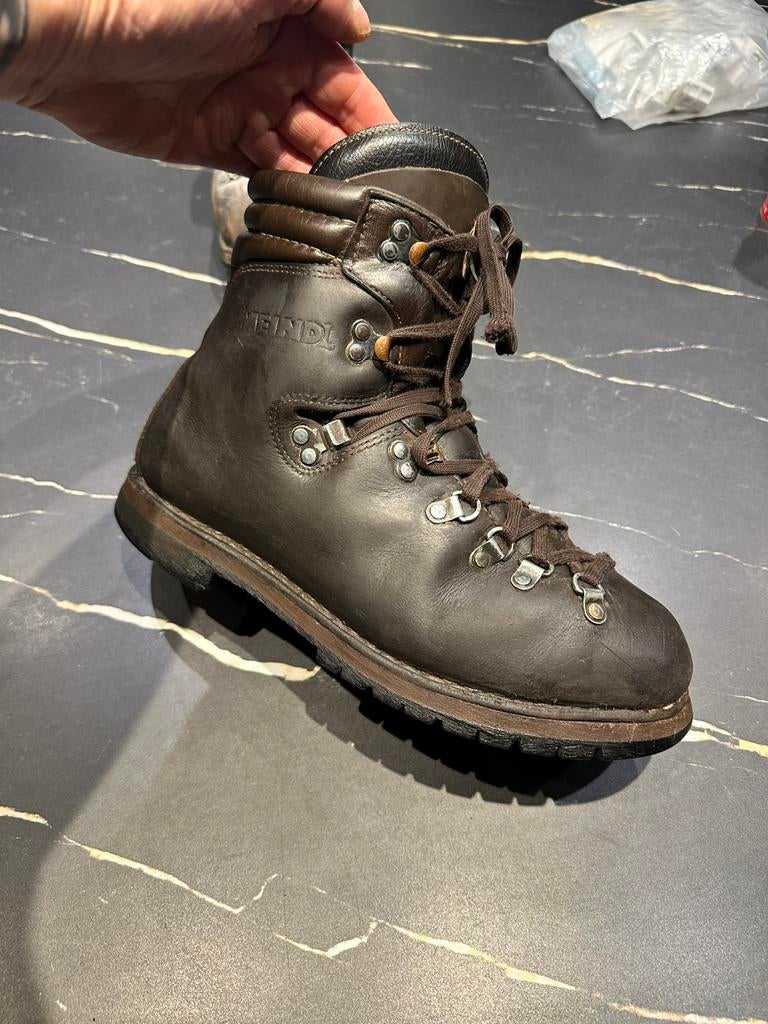 Meindl Perfekt maat 43, Sport en Fitness, Bergsport en Wandelen, Ophalen of Verzenden, Gebruikt, Schoenen