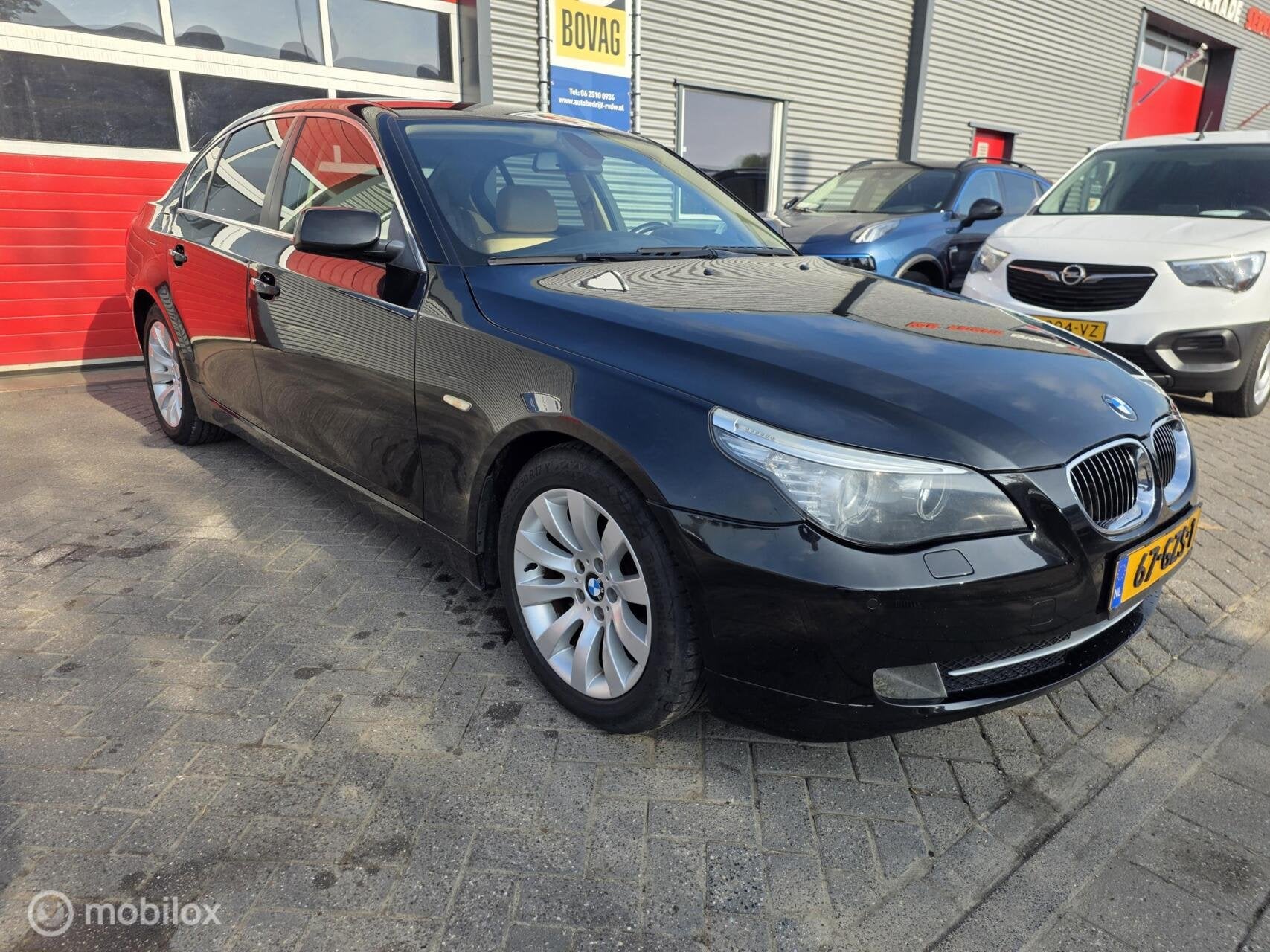 BMW 5-serie 523i Business Line, Auto's, Verwarmde buitenspiegels, Achterwielaandrijving, Zwart, Bedrijf