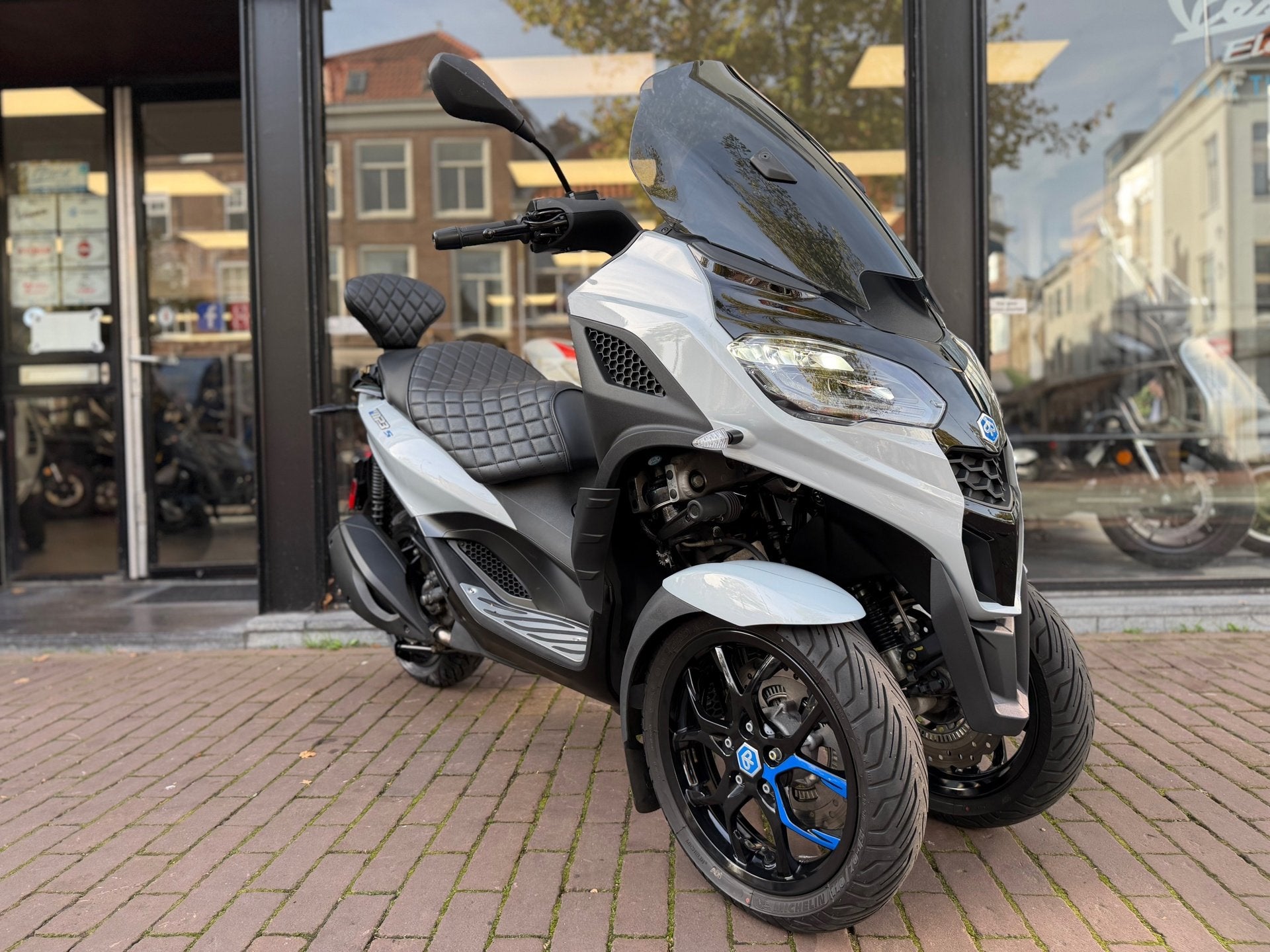 Piaggio 310 MP3 HPE Sport 2025 | 2029 GARANTIE | 6255KM | EX, Scooter, 310 cc, ABS, Automaat
