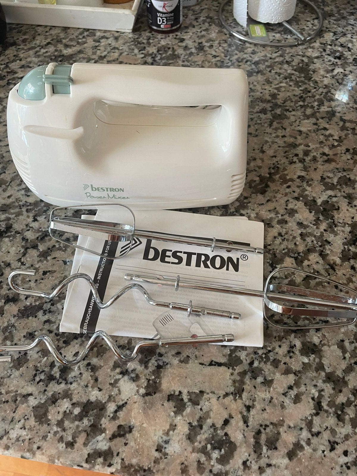 Bestron DRH22 handmixer met 2 gardes en twee kneders, Overige typen, Kunststof, Nieuw, Ophalen of Verzenden