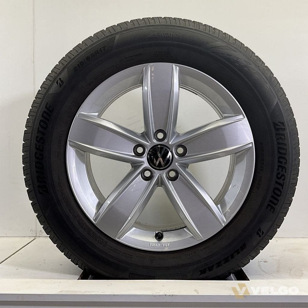VOLKSWAGEN TIGUAN PASSAT VELGEN SET WINTERBANDEN 17 INCH, -, -, Banden en Velgen, 17 inch