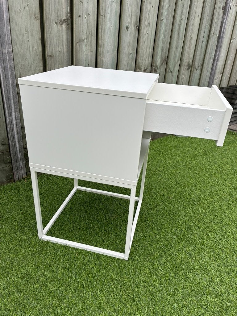 Foto 5 van Ikea Vikhammer nachtkastje