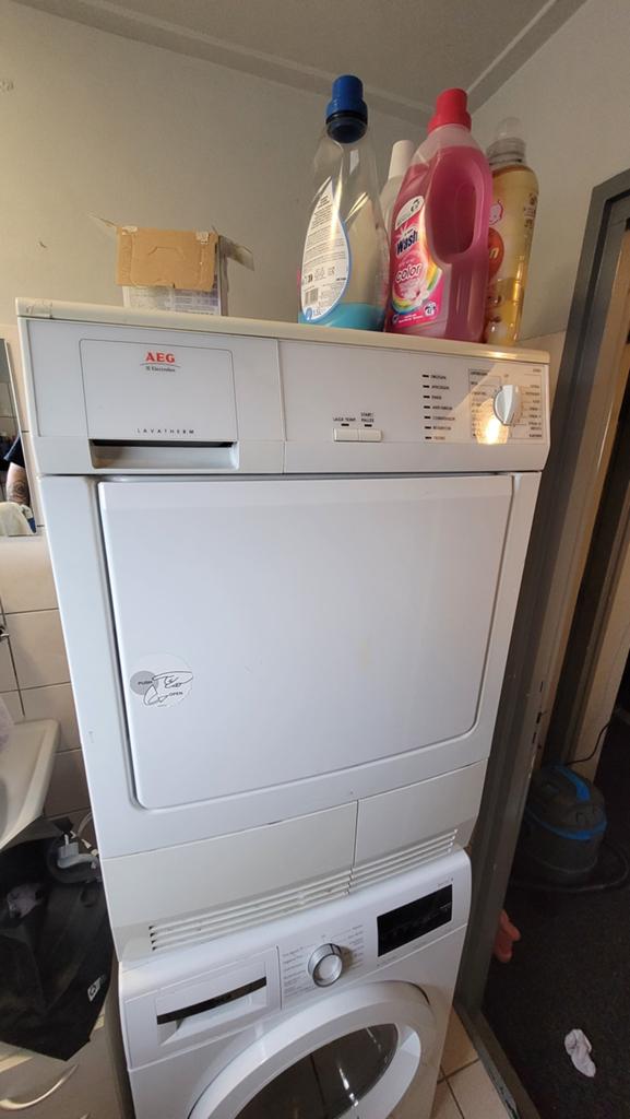 Droger van AEG, Witgoed en Apparatuur, Wasdrogers, Ophalen, Zo goed als nieuw, Condens, 85 tot 90 cm