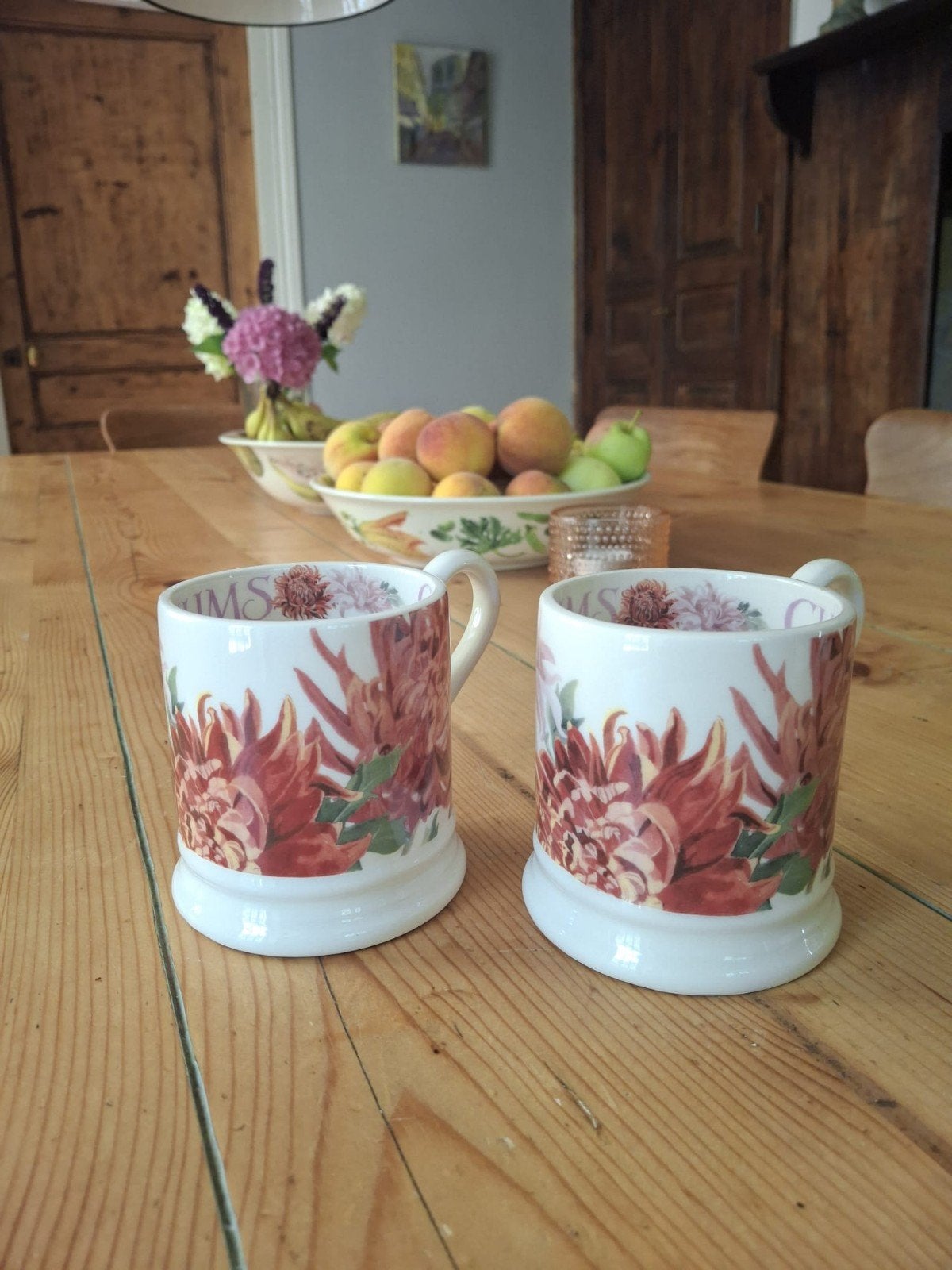 Emma Bridgewater Flowers Chrysanthemums, Verzenden, Nieuw, Overige stijlen, Kop(pen) en/of Schotel(s)