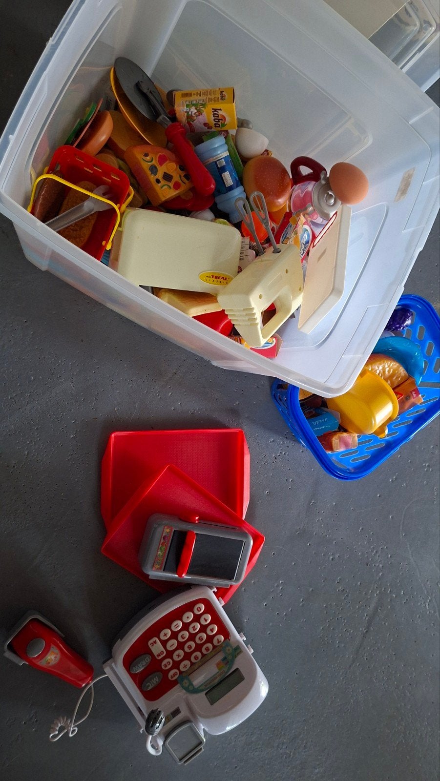 Grote set speelgoed keukenspullen en kassa, Ophalen of Verzenden, Gebruikt, Kunststof, Speelkeuken-accessoire