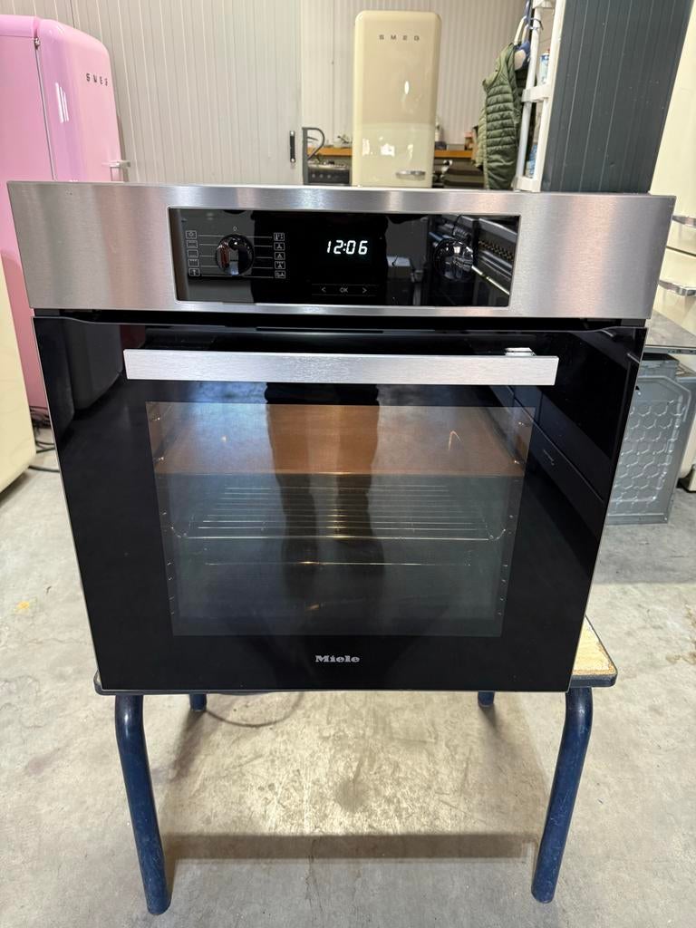 Miele Inbouw Oven - Zo goed als nieuw, Bella, Oven, Hete lucht, Ophalen of Verzenden