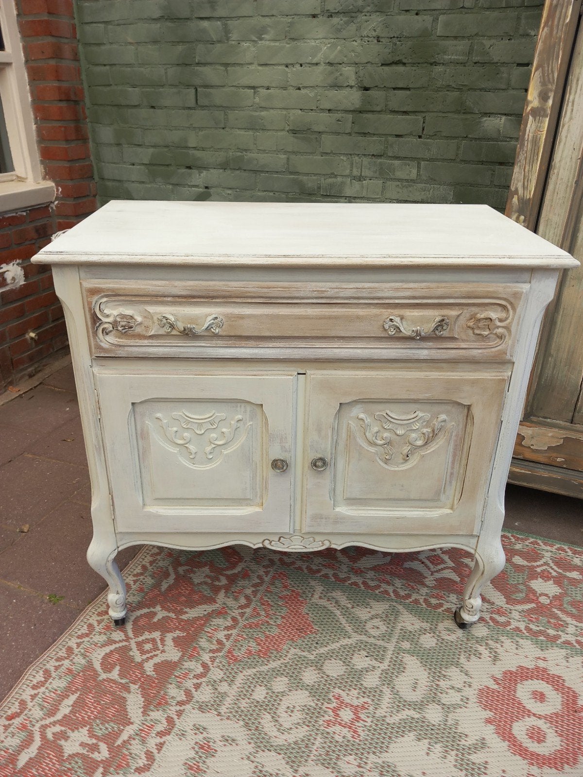 Frans kastje, Huis en Inrichting, Tafels | Sidetables, Ophalen, 50 tot 100 cm, Brocante, Overige houtsoorten