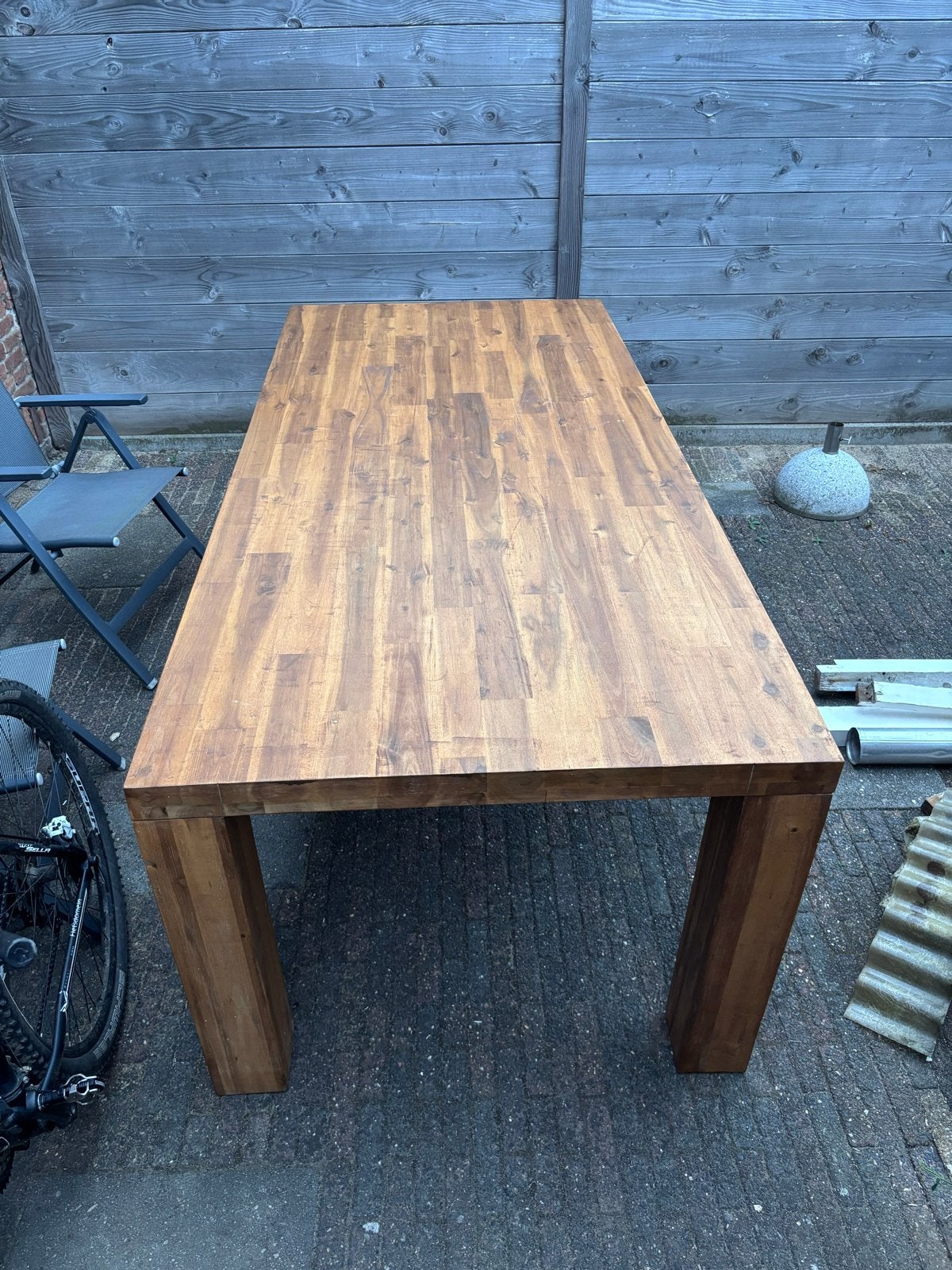 Robuuste houten eettafel - perfect voor gezellige diners, Ophalen, Gebruikt, 50 tot 100 cm, 150 tot 200 cm