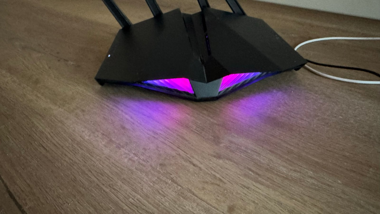 Asus RT-AX82U  Router met RGB-verlichting - Gebruikt, Computers en Software, Ophalen, Gebruikt, Router