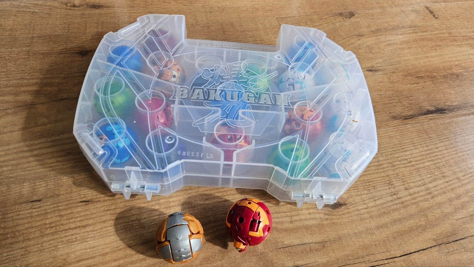 Bakugan 20 stuks met koffertje., Ophalen of Verzenden
