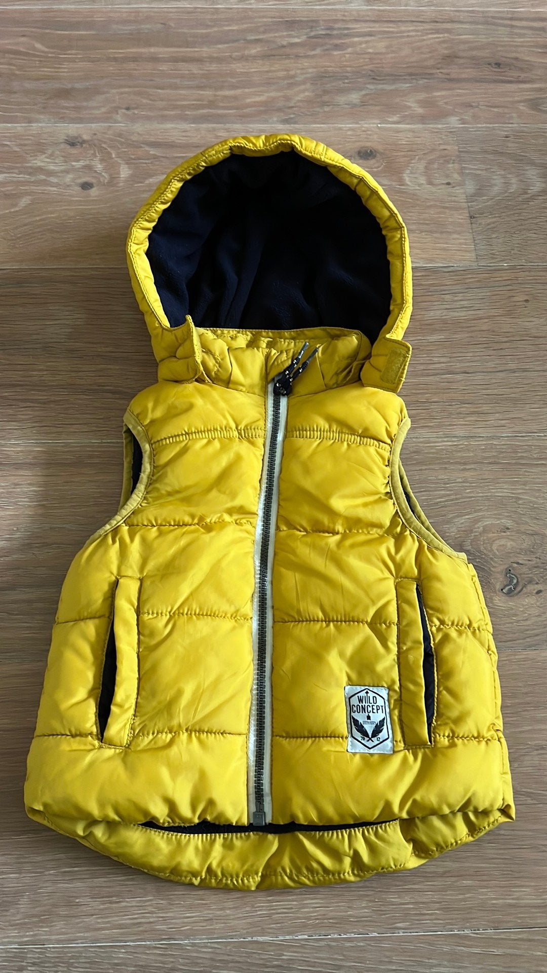 Bodywarmer maat 92, Ophalen of Verzenden, Zo goed als nieuw, Jongen of Meisje, Jas