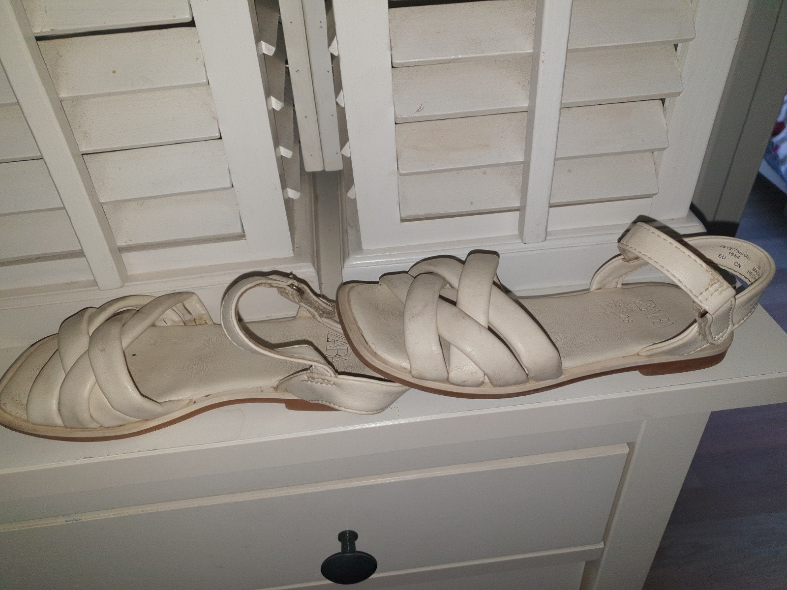 Crèmekleurige zara sandalen 28 met gevlochten bandjes 🍃, Kinderen en Baby's, Kinderkleding | Schoenen en Sokken, Meisje, Overige typen