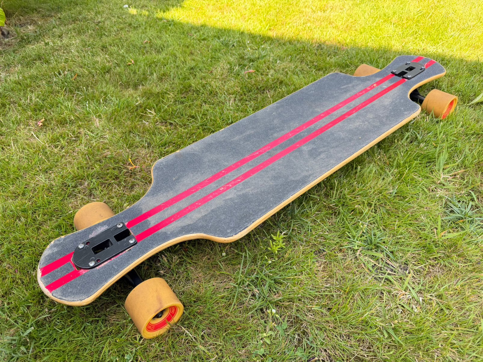 Saterno Red Leaf Stripe longboard, Ophalen, Zo goed als nieuw, Skateboard, Longboard