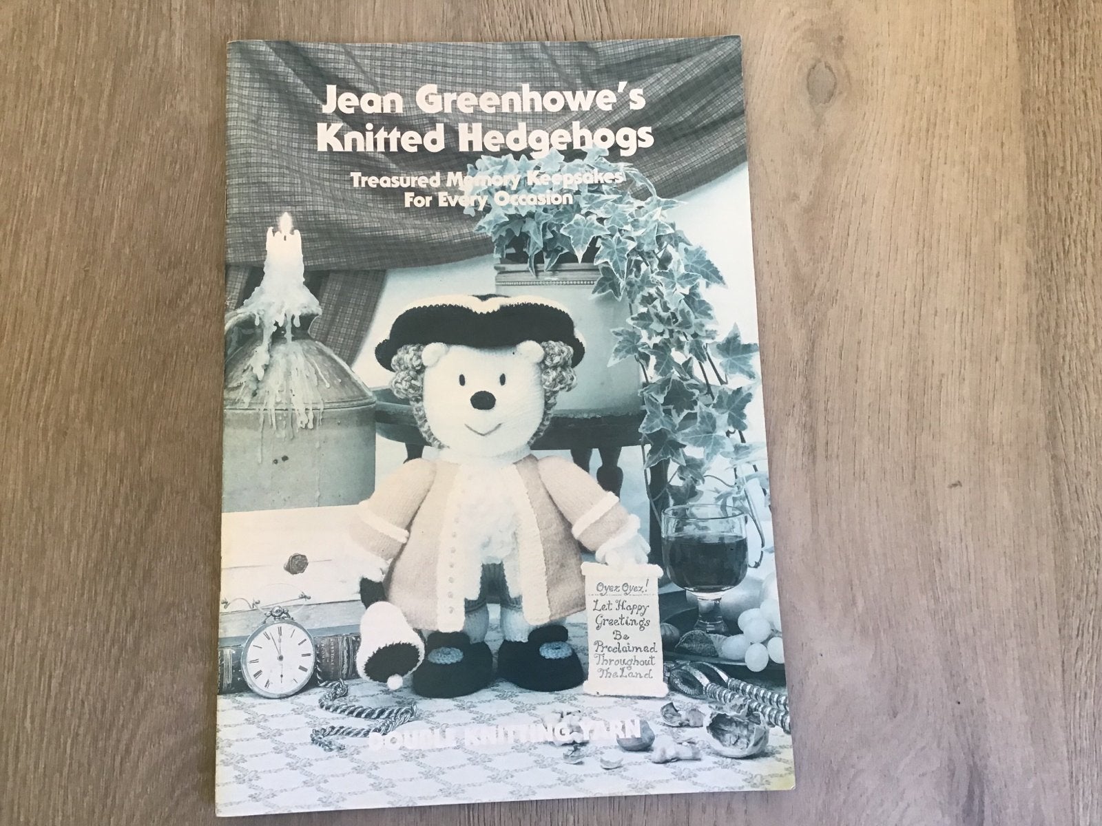 Jean Greenhowe's Knitted Hedgehogs - Breipatronen Boek, Ophalen of Verzenden, Nieuw, Breien, Patroon of Boek