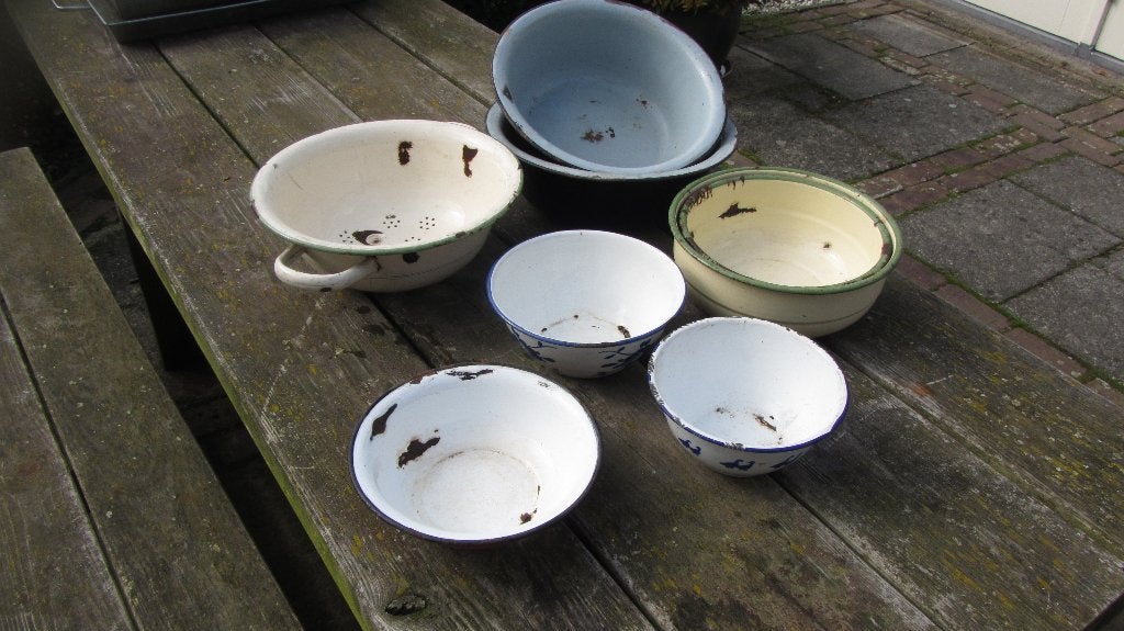 Verzameling emaillen schalen, Antiek en Kunst, Curiosa en Brocante, Ophalen of Verzenden