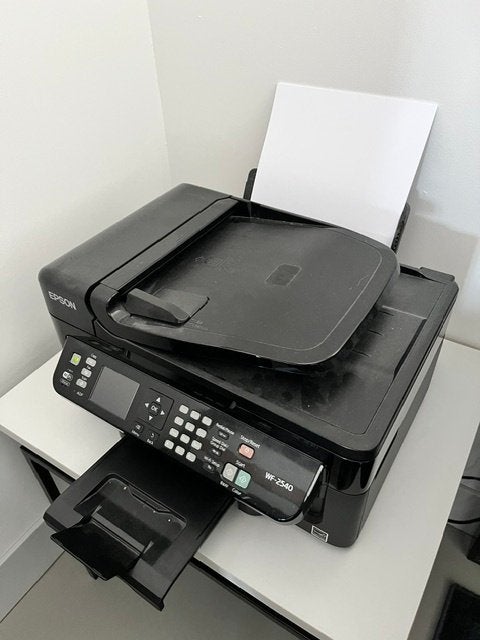 EPSONWF2540 all-in-one kleurenprinter/scanner met cartridges, Computers en Software, Ophalen, Epson (compatibel), Gebruikt, Inkjetprinter