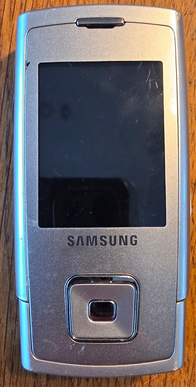 Samsung SGH-E900 Zilveren Slide-up Telefoon (2006), Ophalen of Verzenden, Zwart, Overige modellen, Overige systemen