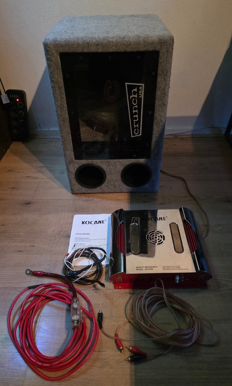 auto subwoofer versterker, Ophalen, Zo goed als nieuw