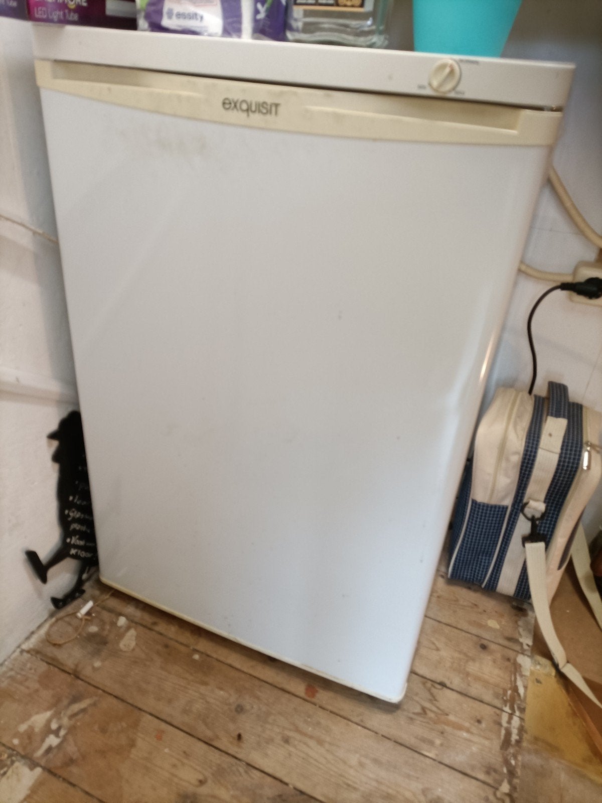 Exquisit Vrieskast - Compact en Efficiënt, Gebruikt, Minder dan 60 cm, Vrijstaand, Ophalen