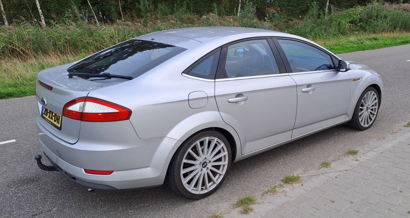 Ford Mondeo 2.5 20V 162KW 5D 2007 Grijs, Auto's, Voorwielaandrijving, 745 kg, 1800 kg, Mondeo