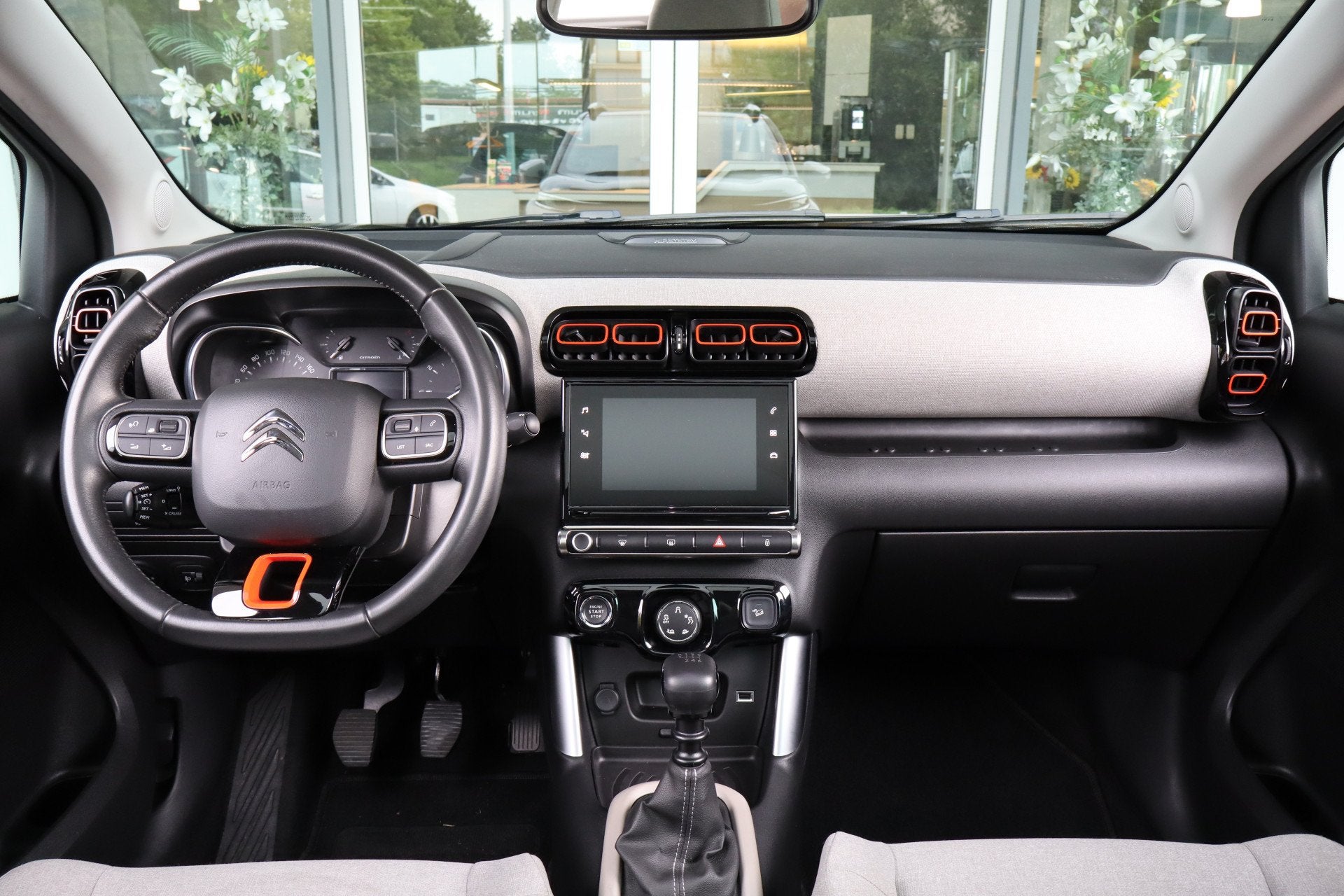 Citroën C3 Aircross 1.2 PureTech S&S Origins Pano / Navi /, Auto's, Gebruikt, Euro 6, 1199 cc, Bedrijf