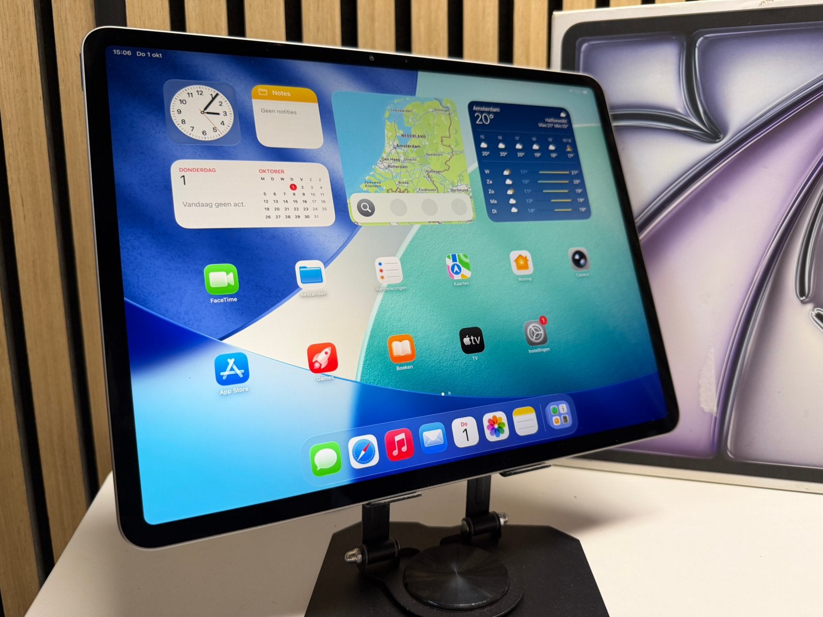 Foto 2 van iPad Air 13-inch M3 – 128GB – SPACEGREY!