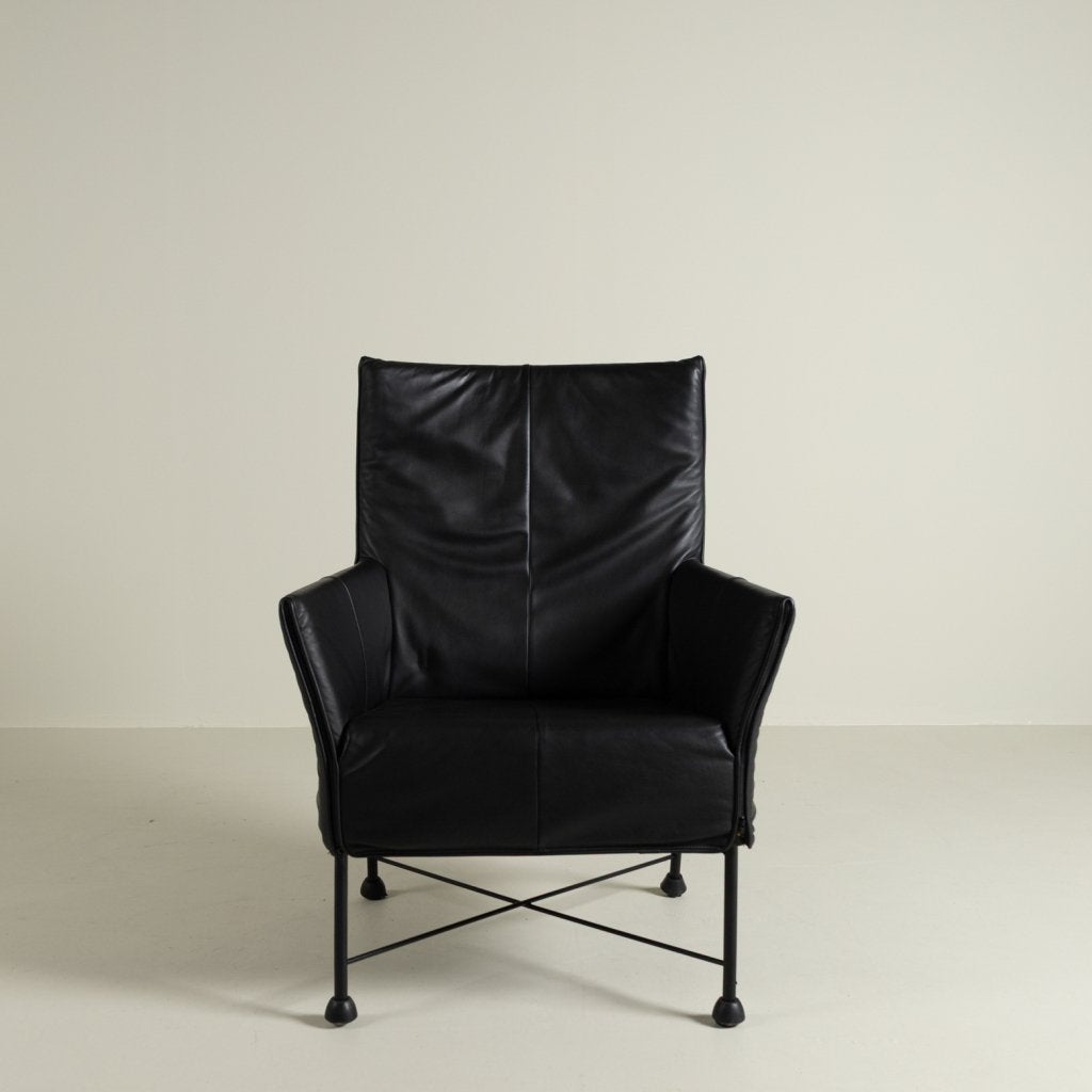 Montis Charly Fauteuil Zwart Leer - Zwart (Op Doppen), Niet ingevuld, Zo goed als nieuw, Niet ingevuld, Niet ingevuld