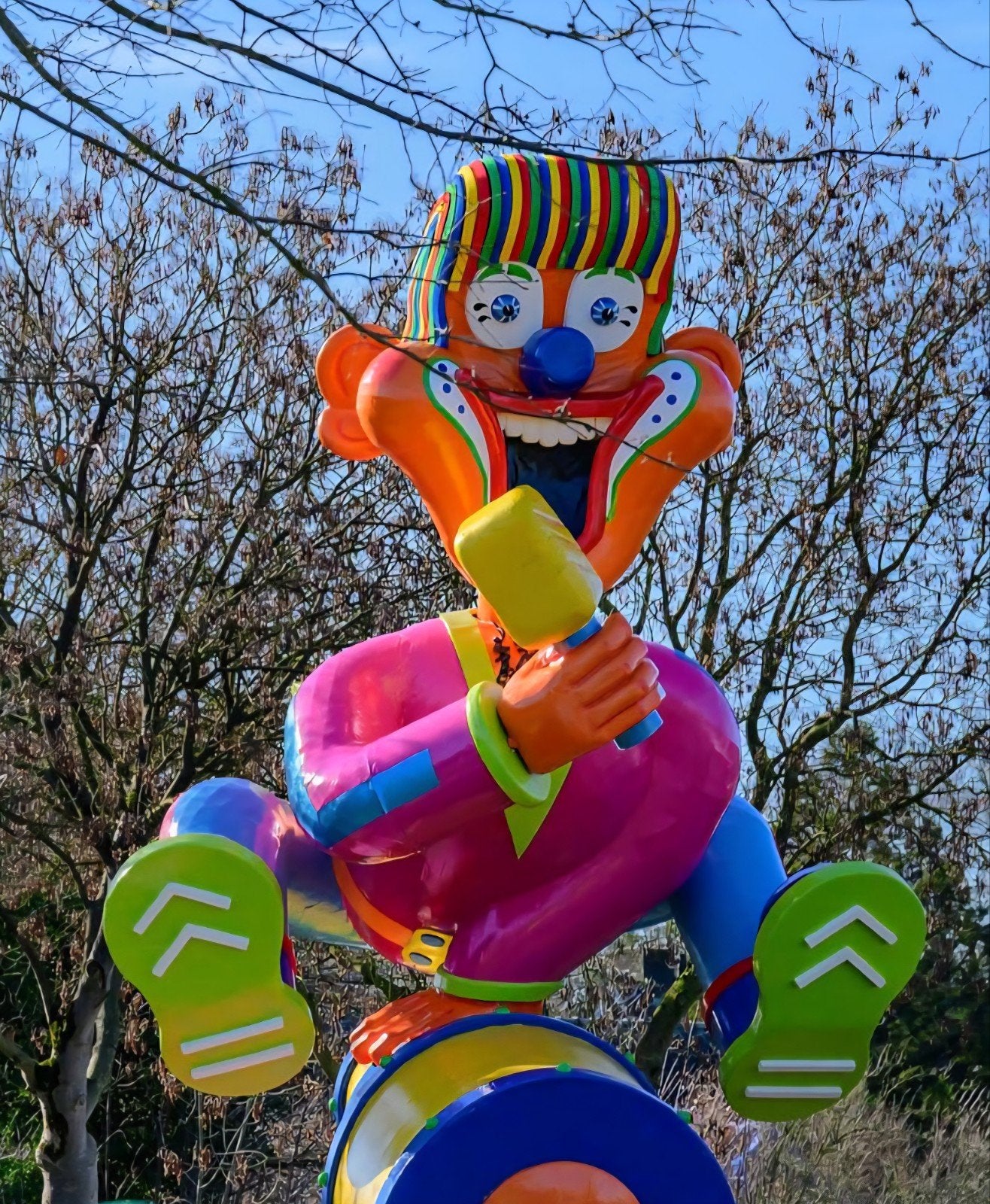 Pop en lichaam carnavalswagen, Ophalen