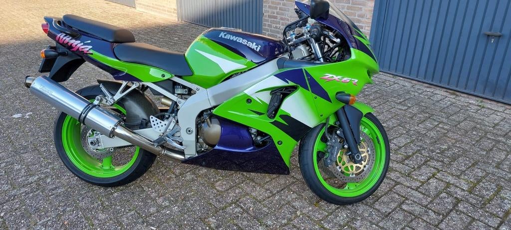 Kawasaki Ninja ZX-6R Sportmotor - Unieke Kleurstelling, Motoren, Motoren | Kawasaki, Sportuitlaat, 4 cilinders, Motorrijbewijs A