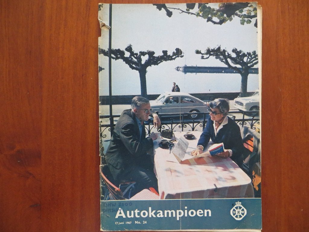 Autokampioen 24 1967 Glas 3000 V8, BMW 2000 Automatic, Ophalen of Verzenden, Gelezen, BMW