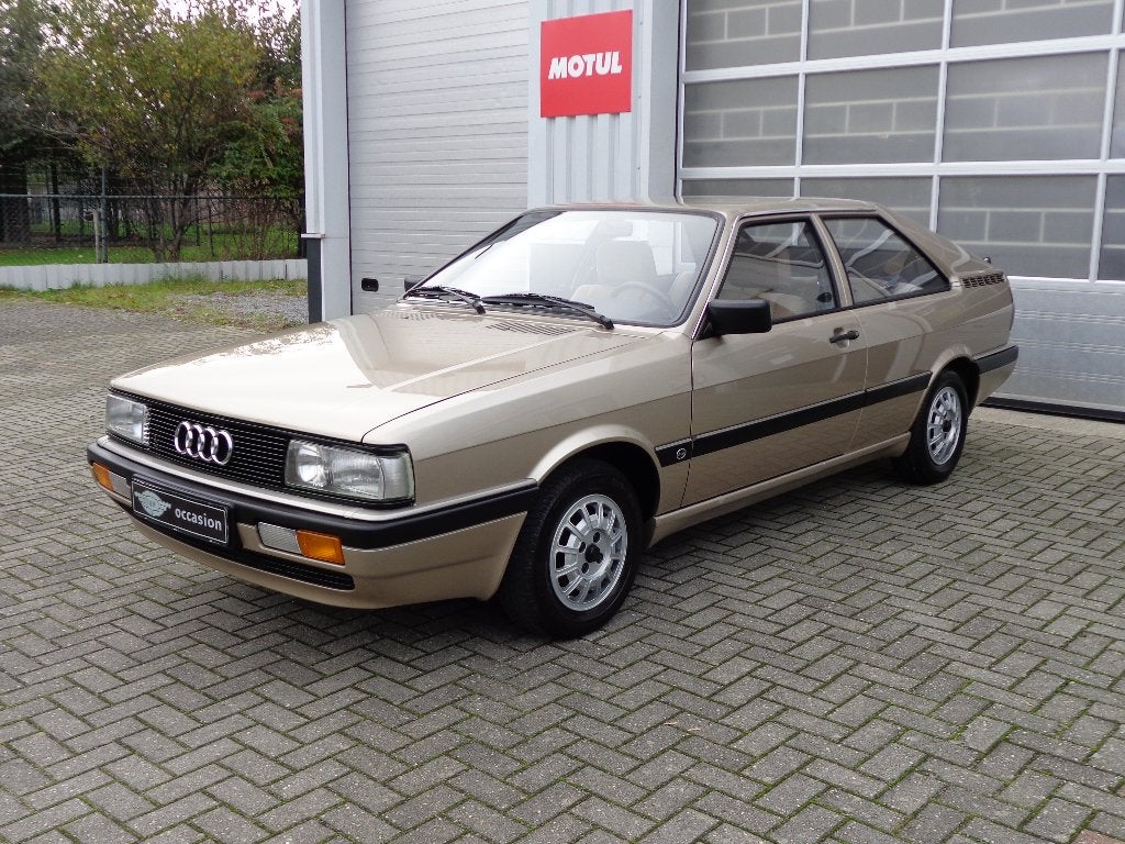 Audi GT Coupé 1985 in perfecte staat 1e eigenaar, Auto's, Voorwielaandrijving, Beige, Beige, Handgeschakeld