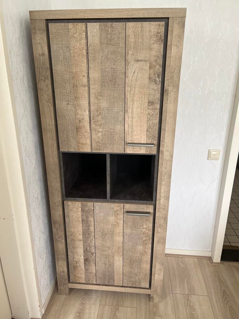 Hoge kast met deuren en open vakken - 70x45x170 cm, Ophalen, Gebruikt