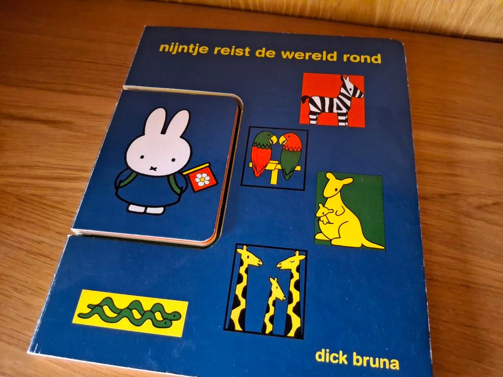 Nijntje reist de wereld rond - Dick Bruna, Dick Bruna, 2 tot 3 jaar, Uitklap-, Voel- of Ontdekboek, Ophalen