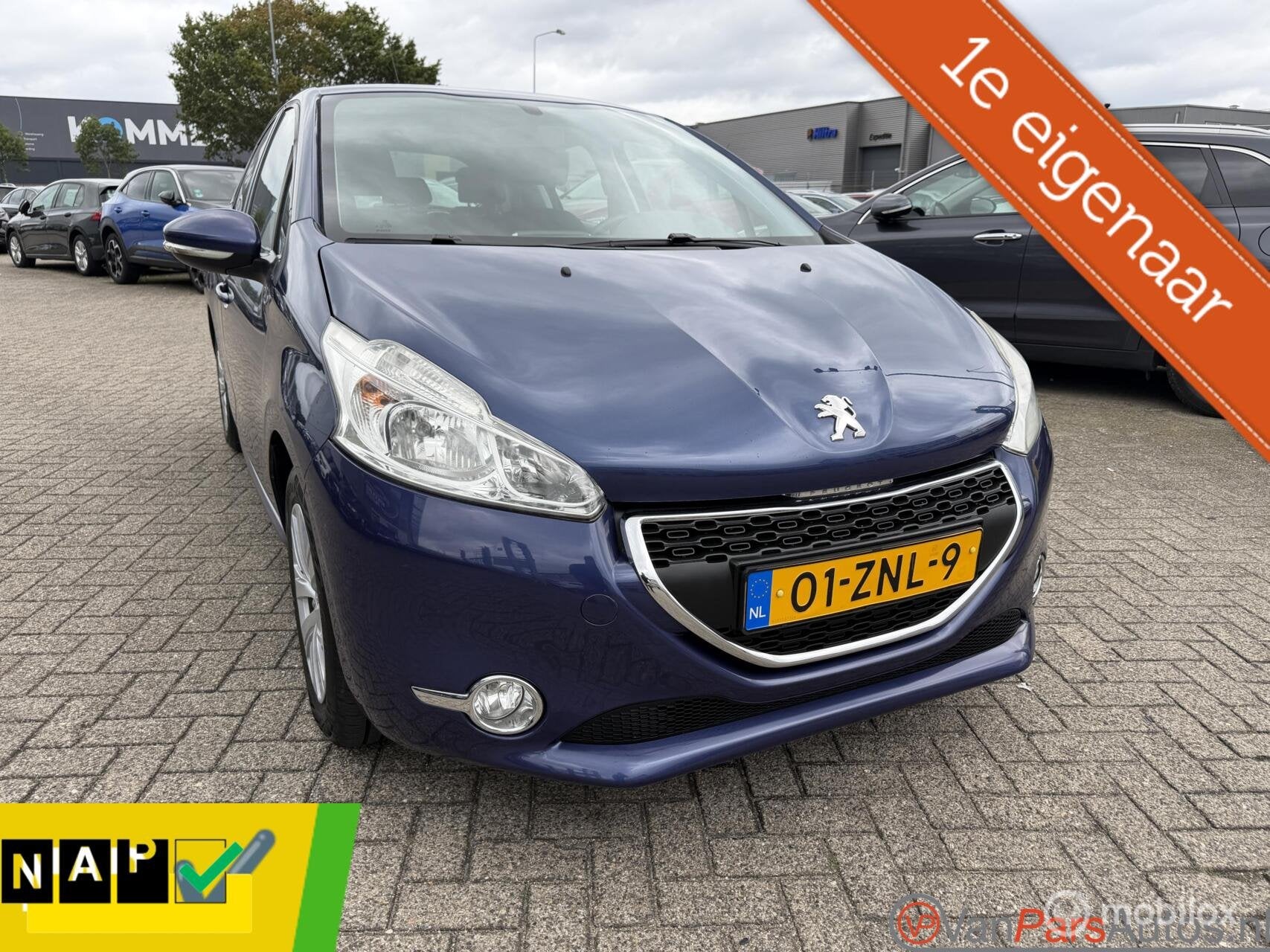Peugeot 208 1.2 VTi Access,5drs,Airco,Cruise,Trekhaak, Auto's, Voorwielaandrijving, Euro 5, Gebruikt, 31 €/maand