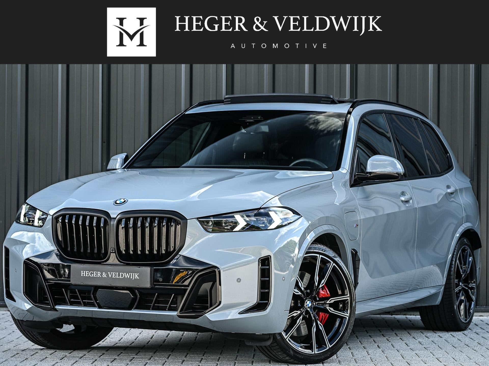BMW X5 xDrive50e M-Sport Pro | Panoramadak | Active Cruise |, Auto's, BMW, Gebruikt, 2395 kg, Lichtsensor, Bedrijf