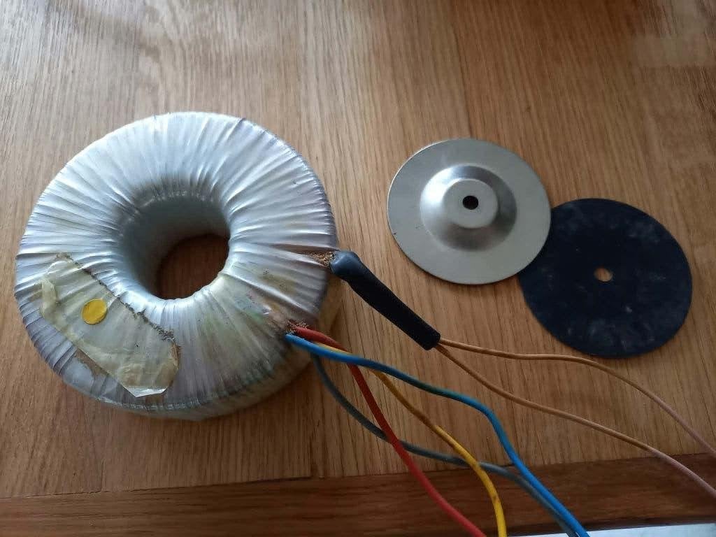 ringkern transformator, Ophalen of Verzenden, Zo goed als nieuw