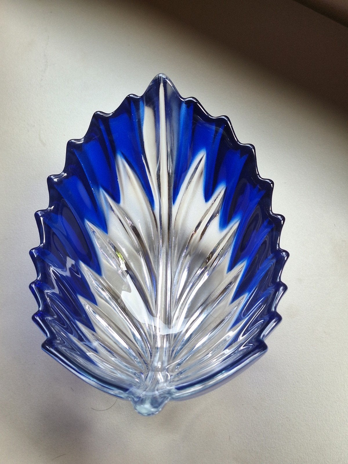 Blauwe Walther Glas Bladschaal- Mid Century, Antiek en Kunst, Ophalen of Verzenden