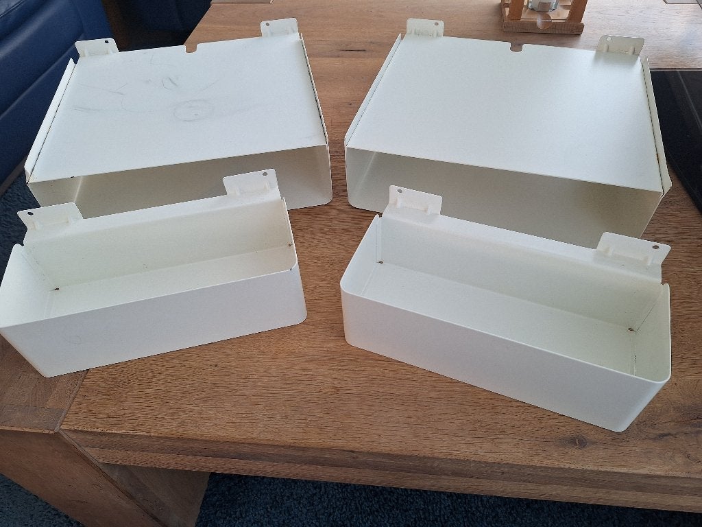Opbergvakjes voor Nordli hoofdbord, Huis en Inrichting, Gebruikt, Minder dan 45 cm, Metaal of Aluminium, Ophalen of Verzenden