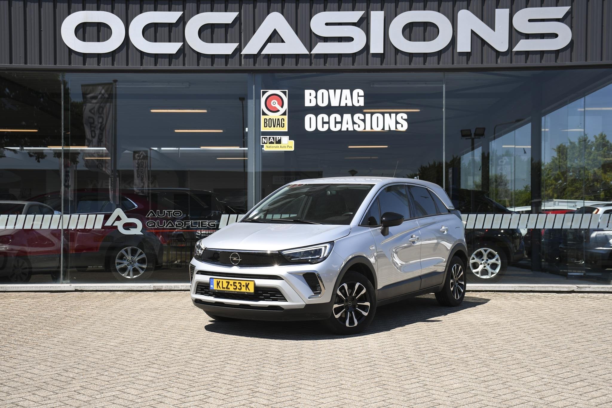 Opel Crossland 1.2 Turbo Elegance APPLE CARPLAY/ NAVIGATIE/, Auto's, 12 maanden, Gebruikt, Euro 6, 1199 cc