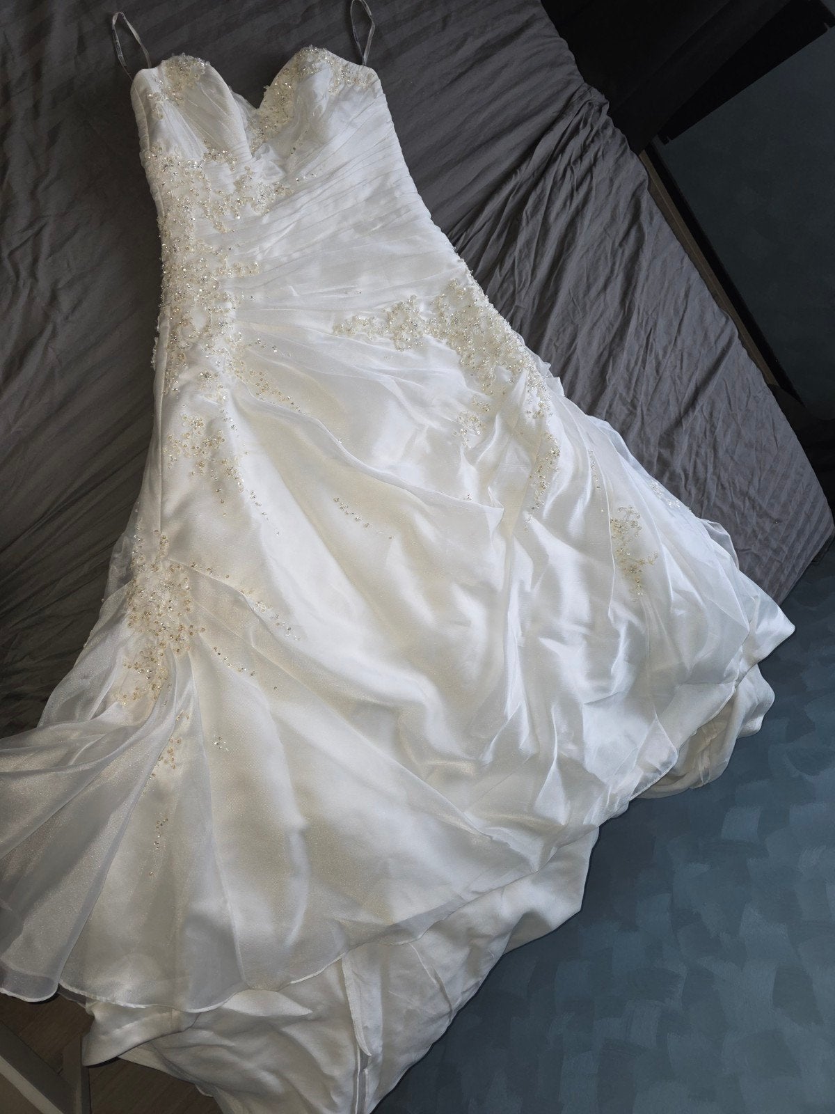Maggie Sottero Trouwjurk met sluier en hoepelrok, Ophalen, Trouwjurk, Wit, Maggie Sottero